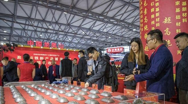 美国专家也看不懂！中国为何又把顶尖材料给干成“白菜价”了？